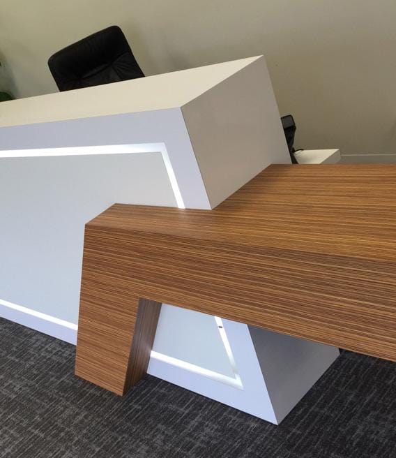 Quad Tech Class 1 Reception Desk